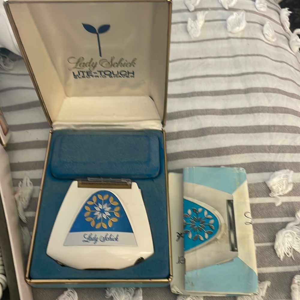 Vintage Lady Shaver’s.